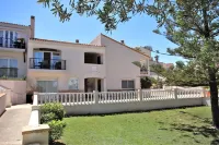 2 Bedroom Bellaluz Penthouse Apartment, La Manga Club Hotels near Cala del Barco