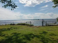 Peaceful log home on lake Champlain with mooring Hotel a Grand Isle County