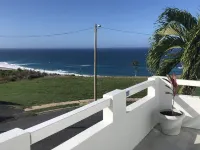 Coastal Views 5 minutes to the beach