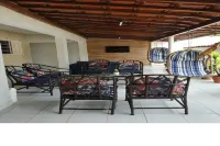 House in Serrambi, with pool, barbecue and less than 30 meters from the beach Hôtels à proximité de : Primeira Igreja Batista de Filadélfia - Base Camela I