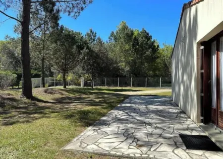 Vaste Villa au Coeur de la Pinède