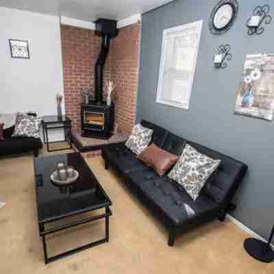 Cozy modern farmhouse in the heart of Cheyenne Others