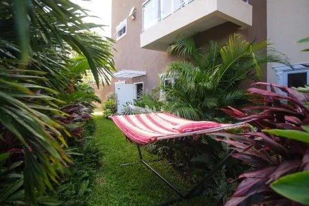 The Sun Seeker Villa Ja 8 Bedrooms Villa, fully staffed, great for large groups.