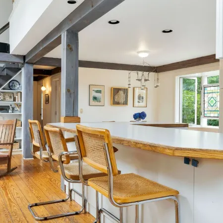Spacious Home on the Loop in Chatham