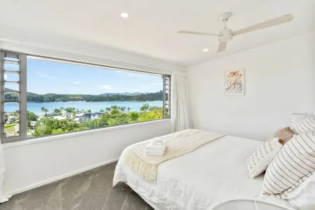 Coastal Vista - Ngunguru Holiday Home