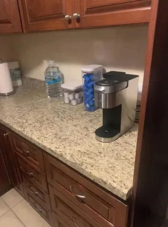 Cozy condo 2 minutes from the beach at a tennis resort gated community