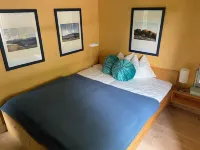 Charming Swedish cottage in dreamlike nature with lots of peace and quiet - โฮมสเตย์