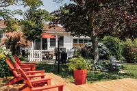 The Cedar House. Minutes from the lake, wineries and golf.  www.thecedarhouse.ca