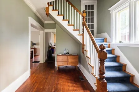 Modern & Spacious 1908 Home