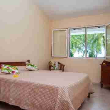 Authentic Mauritian Lifestyle Located on the beach Rooms