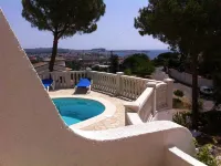 Typical Costa Brava villa with 4 bedrooms and 3 bathrooms, swimming pool and sea view