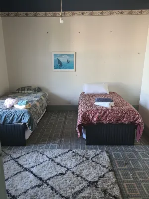 Room for everyone ..comfortablebeds for large groups
