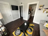 Cozy 1BR Apt in the heart of Downtown