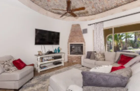 Beautiful Villa in Bella Sirena Resort