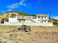 Villa Norman Cozy + Stylish Studio