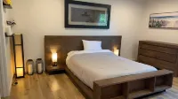 Master Bedroom Oasis in Claremont Pool House, Near 5 Colleges Hotel dekat Harvey Mudd College