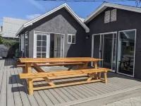 Stunning Newly Remodeled Home with Gorgeous Sunroom Hotels in East Pasadena