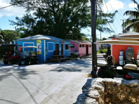 Best location on Bimini - Right on Radio Beach! فنادق في 