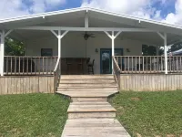 Canal home, NAS, Blue Angels, Tiki Bar, near beaches, bring your boat