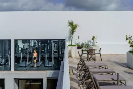 2 B 2B Beautiful Condo in Ipana, Playa del Carmen Slps 6. 4 Rooftop Pools/ Bar