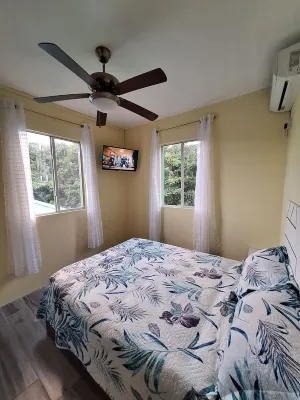 Ackee Green Rental - 2 bedrooms/5 mins from Beach/Shopping Malls/Street Party