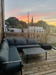 Historic Downtown Apt w/Rooftop Patio