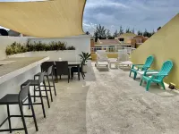 Ocean view penthouse, beach access. Beautiful private rooftop apartment