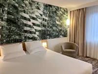 Novotel Bordeaux Merignac Hotels in Mérignac