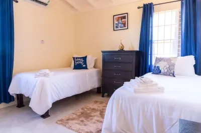 Luxurious Ocean View Stay at Stonebrook Manor. Hotels in 