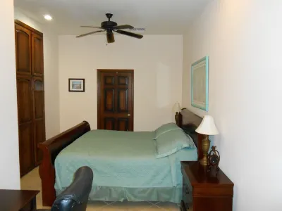 Ocean Front 1st Floor 2 BR/2 BA Condo with Amazing View! Hotels in 