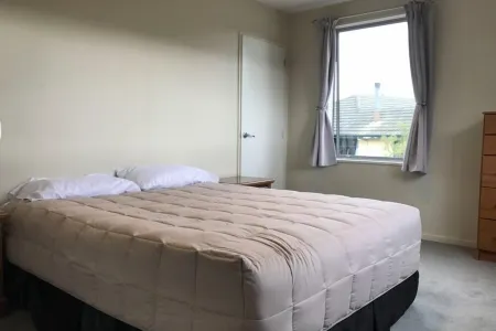 Sun Soaked Lookout Timaru Отели рядом с достопримечательностью «Тимару Ботаник Гарденс»