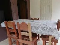 Casa Vacacional Puerto Viejo, Home Crek Hermanos Arce Cajina