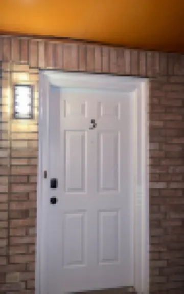 Chic & Cozy 2 bedroom/1 bathroom - RATED BEST