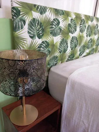 Atypical cottage ideally located for visiting the whole of Martinique. Отели в г. Ривьер-Сале