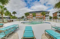 Myrtle Beach Condo w/ Large Balcony & Pool Access