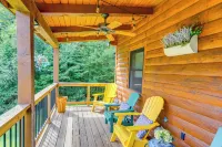 Spacious Wilmington Cabin: Walk to Lake - Parking