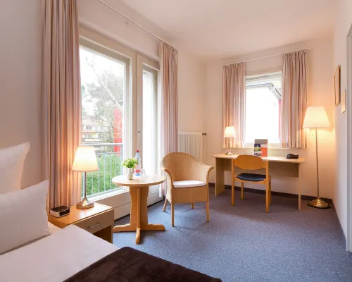 Hotel Morgenland Hotels near Lichterfelde