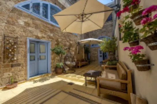 Arabesque Arts & Residency