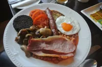 County Hotel - breakfast