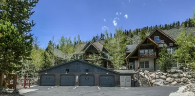 Cabin in the Pines 4 by SummitCove Lodging Hotels in North Keystone