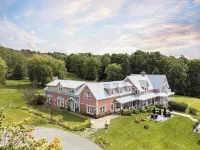 Auberge le Tricorne Hotel a Memphremagog Regional County Municipality