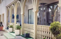 Hotel Altes Kurhaus - parking