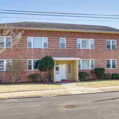 Cambridge Apt in Walkable Neighborhood Hotel Exterior