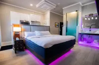 River Sirens Hotel-Contactless Check in Hotel Hotels in Washington