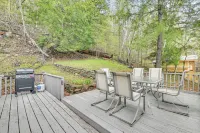 Lake-view Cabin w/ Furnished Deck in Hadley! - Wifi
