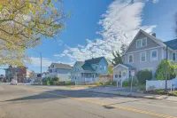 5 Mi to TD Garden: Quiet Medford Getaway!