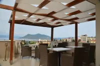 Lydia Apartments