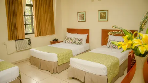 Hotel Residencial Cervantes in David