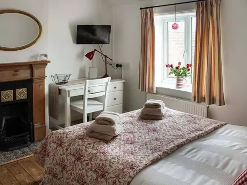 Driftwood Cottage Hotels in Thornham