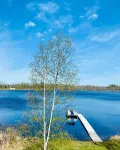 Cozy 2-bedroom cabin between Levering and Cheboygan on Lancaster Lake